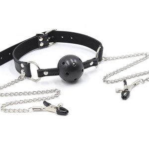 OHMAMA FETISH BREATHERABLE BALL GAG WITH NIPPLE CLAMPS é um brinquedo sexual da gama Fetiche e Bondage relacionada com BDSM e Acessórios.