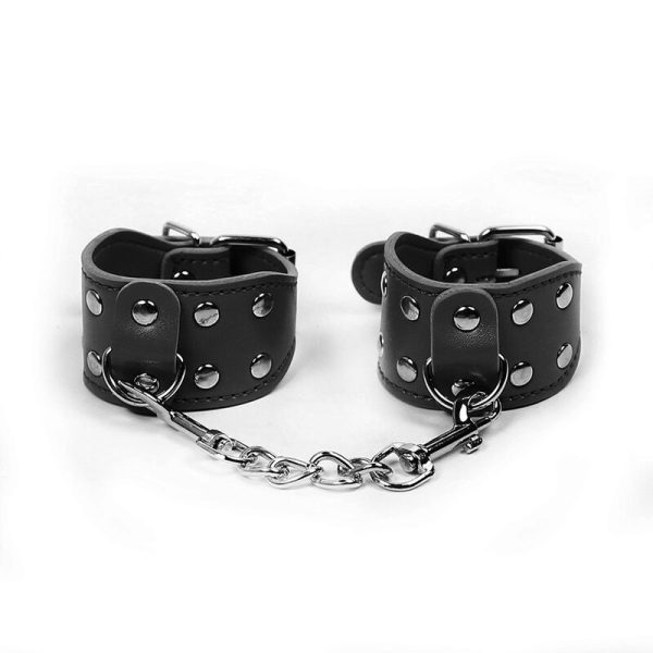 OHMAMA FETISH MINI WRIST RESTRAINTS é um brinquedo sexual da gama Fetiche e Bondage relacionada com Esposas.