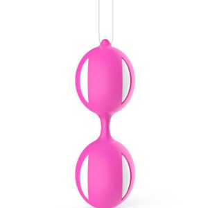 OHMAMA BALLS WITH SILICONE COVER  70 GR é um brinquedo sexual da gama das Bolas Básicas, para maior prazer e conforto.