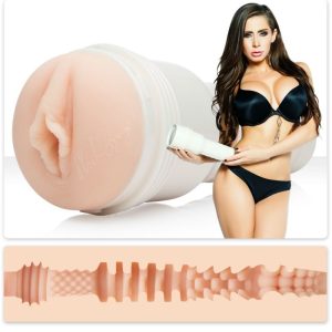 FLESHLIGHT GIRLS MADISON IVY BEYOND VAGINA é um brinquedo sexual da gama dos Masturbadores para homens, confortável e potente.