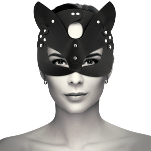 COQUETTE CHIC DESIRE VEGAN LEATHER MASK WITH CAT EARS é um brinquedo sexual da gama Fetiche e Bondage relacionada com máscaras para os olhos.