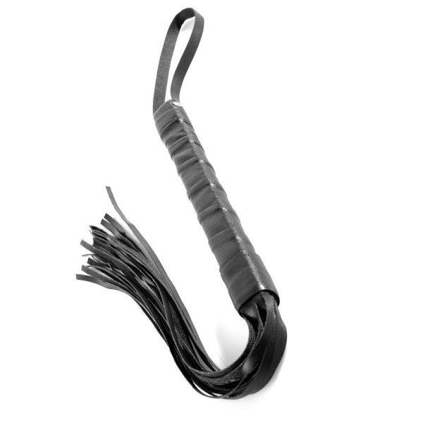 FETISH FANTASY SERIES FIRST-TIME FLOGGER é um brinquedo sexual da gama Fetiche e Bondage relacionada com Chicotes e pás.