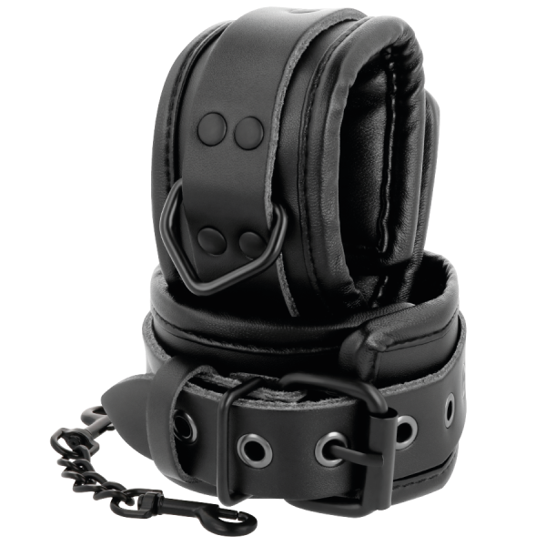 DARKNESS LEATHER WRIST RESTRAINTS BLACK é um brinquedo sexual da gama Fetiche e Bondage relacionada com Esposas.